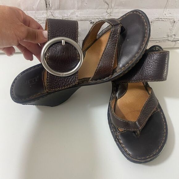 Stylish Brown Wedge Sandals - Picture 4 of 6